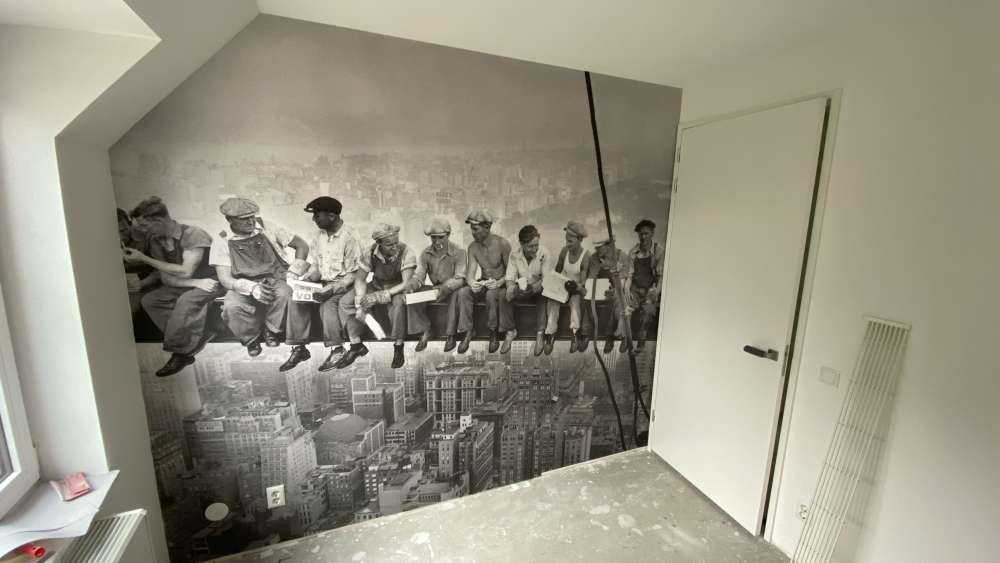 Déjeuner dans un gratte-ciel