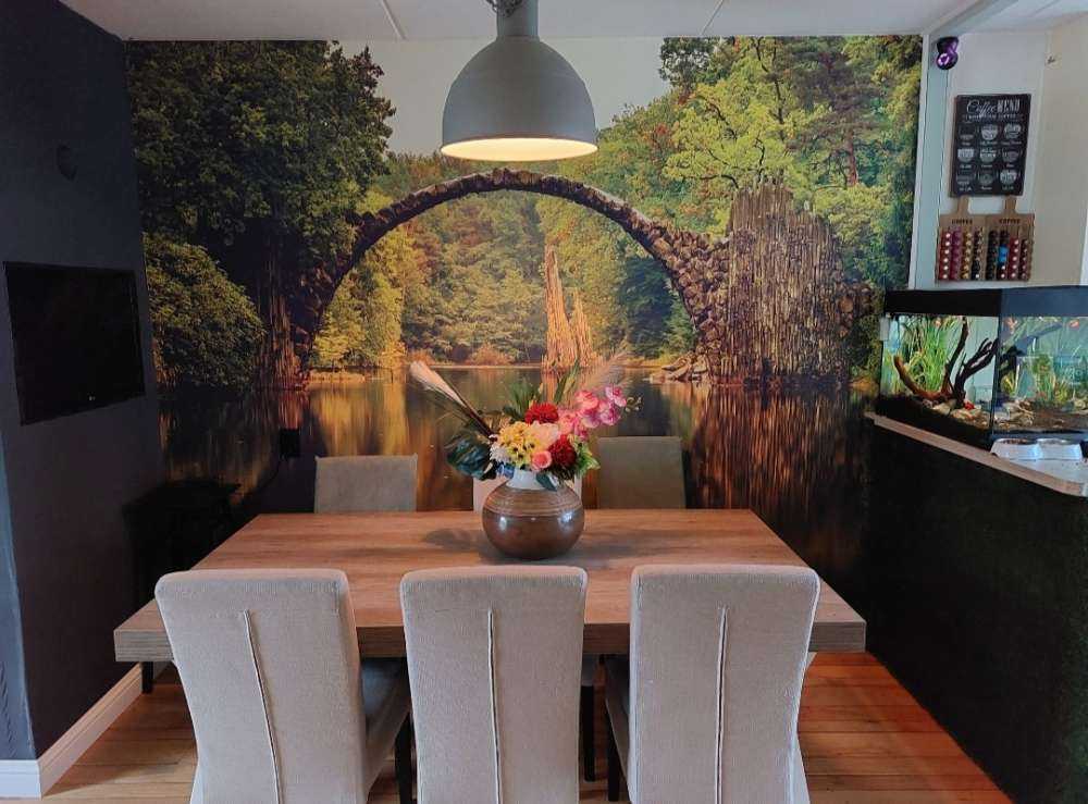 Arche au-dessus du lac