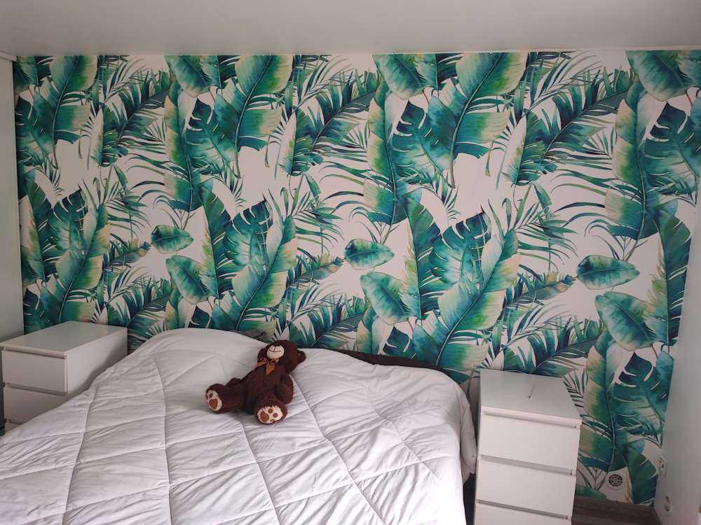 Feuilles de palmier peintes