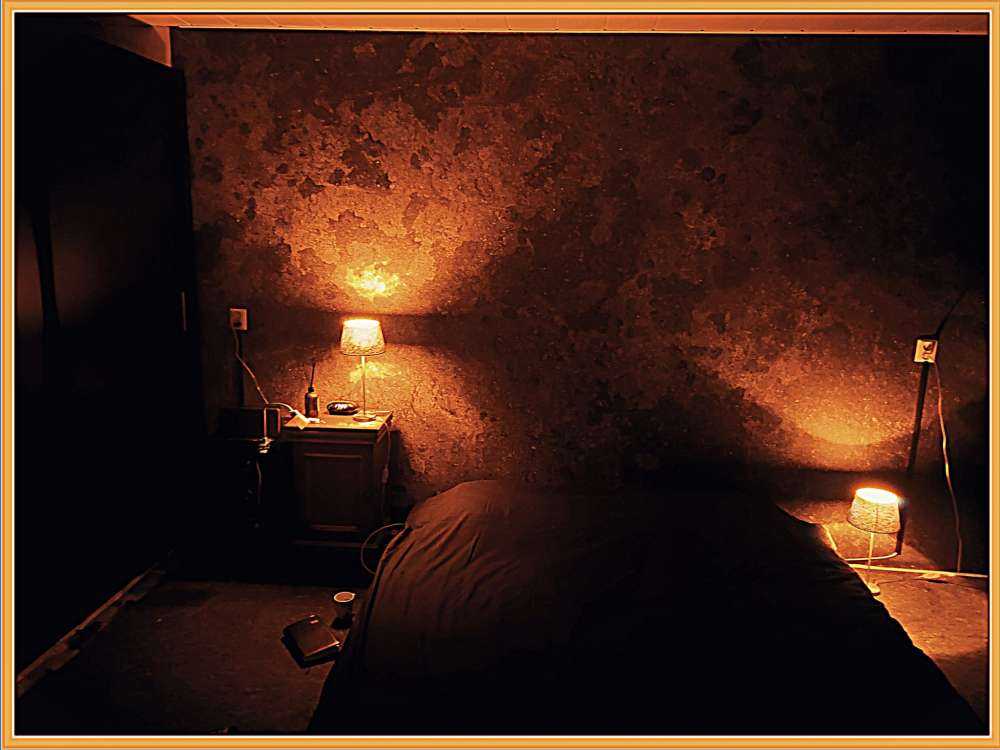 Structure couleur marron