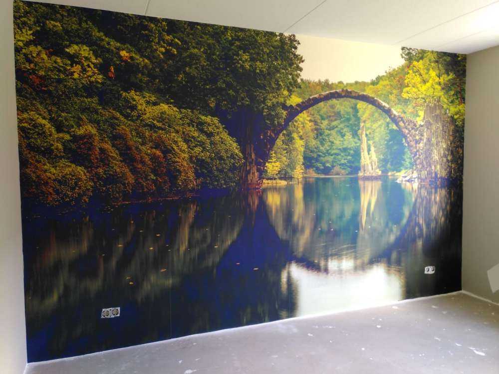 Arche au-dessus du lac