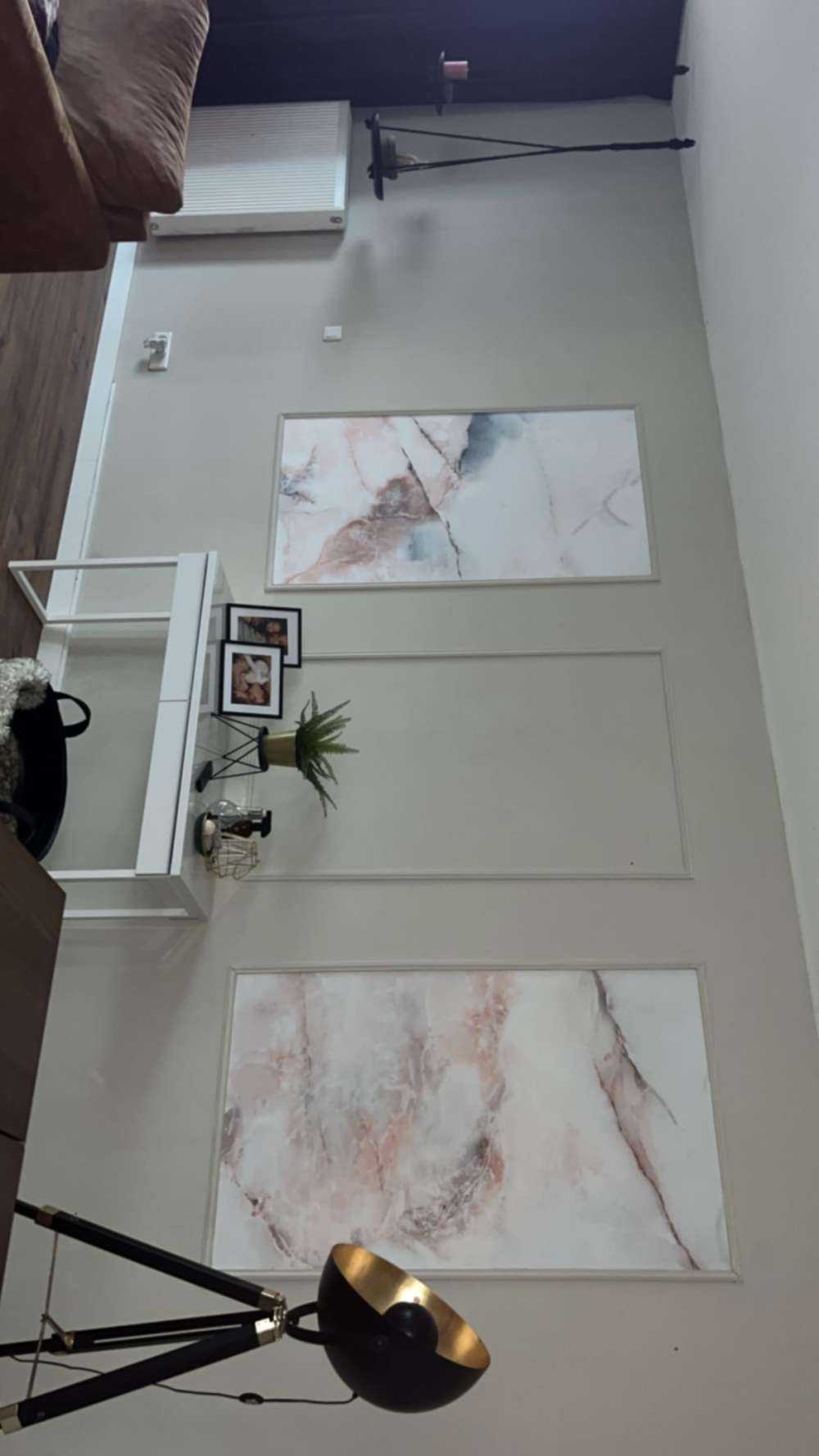 Marbre avec une teinte rose