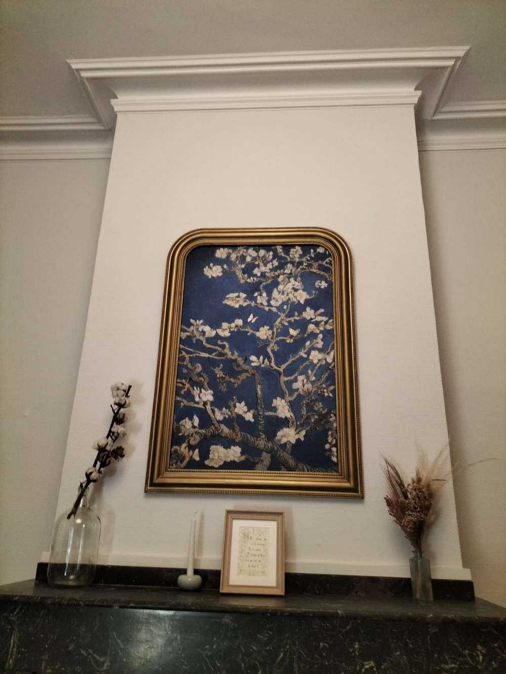 Fleur d'amandier dans la nuit