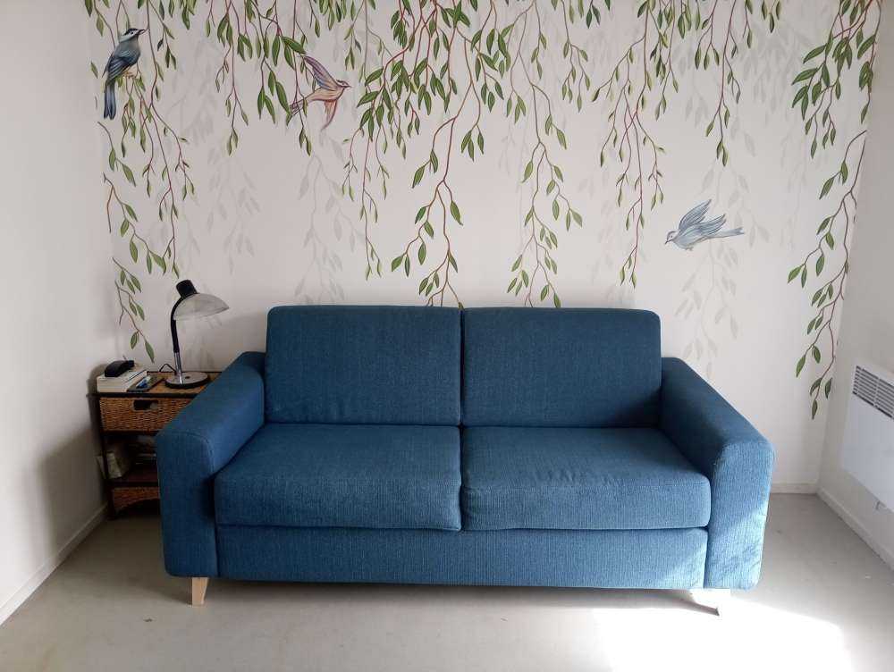 Branches et oiseaux suspendus