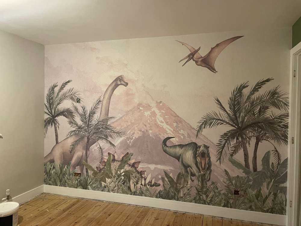 Dinos près d'un volcan