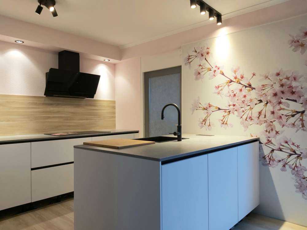 Branches de fleurs roses