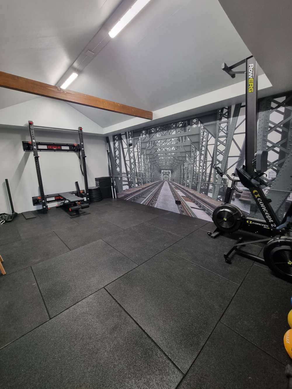 Pont ferroviaire monumental De Hef à Rotterdam  