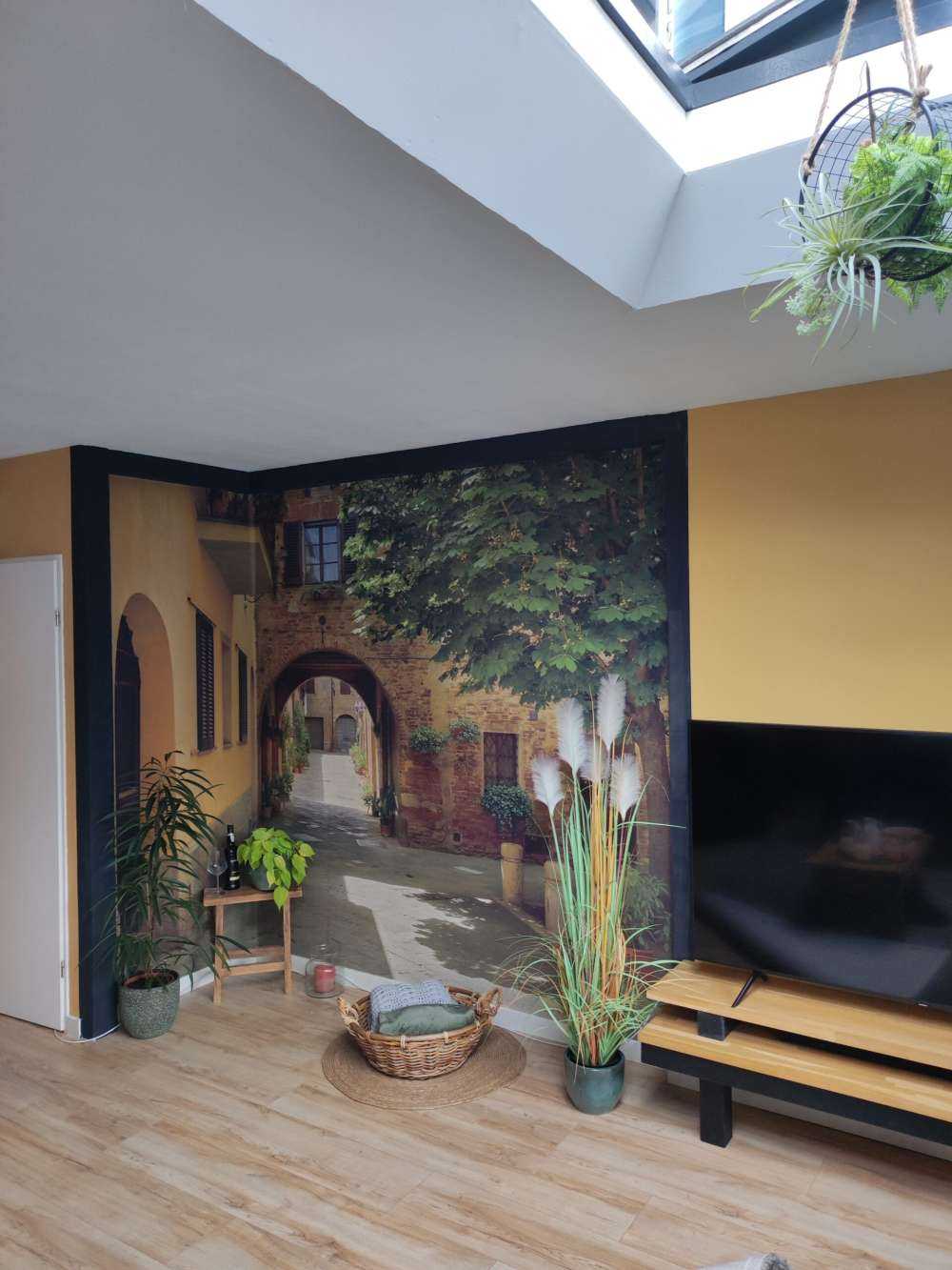 Belle rue à arcades