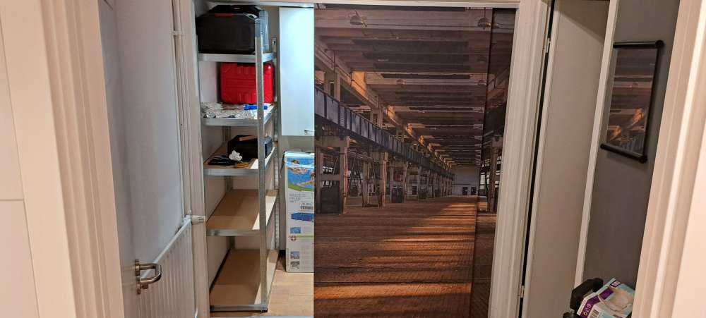 Vieux garage abandonné