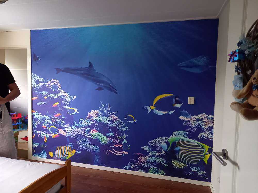 Le monde sous-marin en bleu