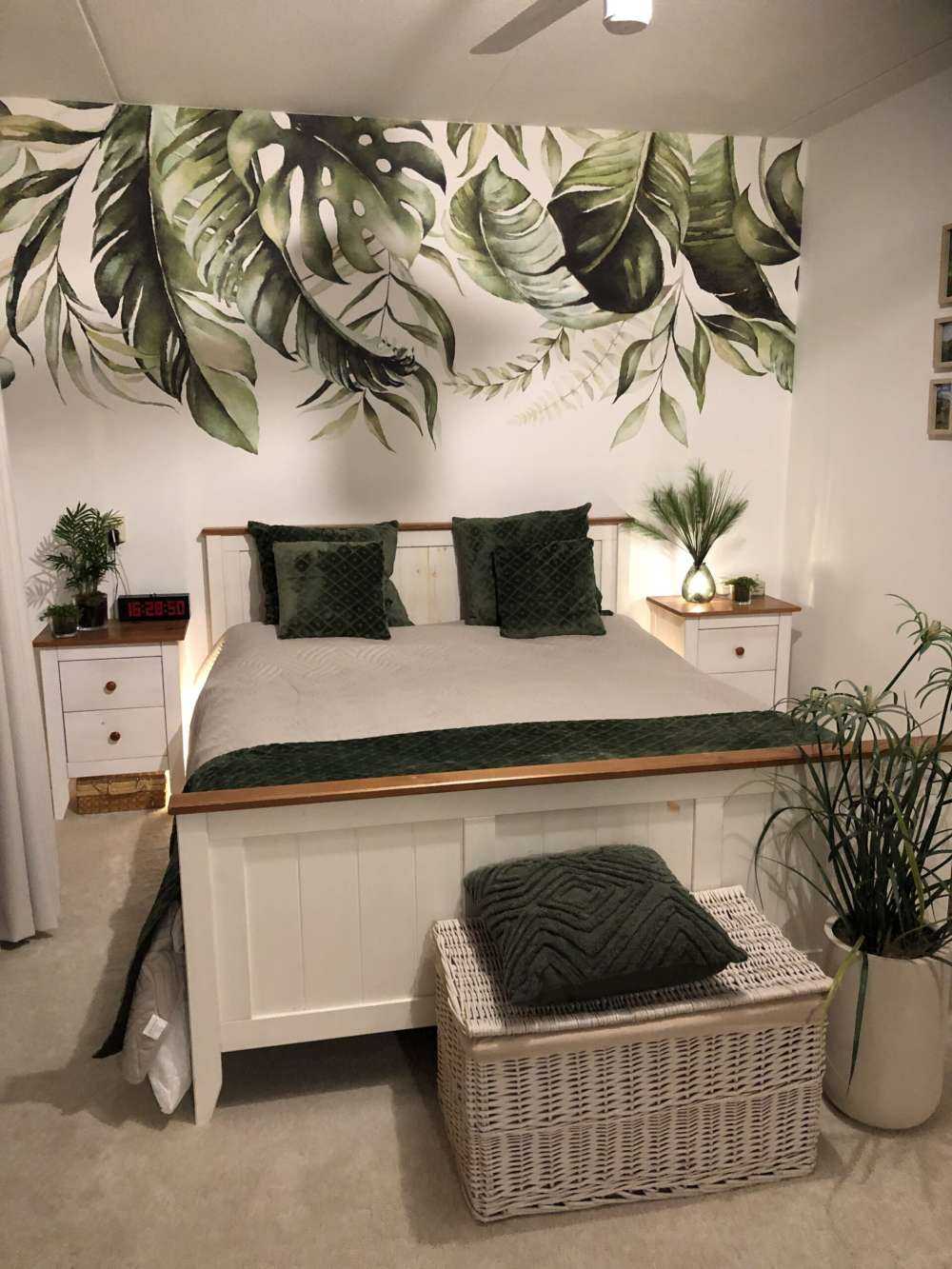 Feuilles tropicales à l'aquarelle