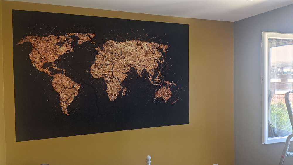 Carte du monde en or