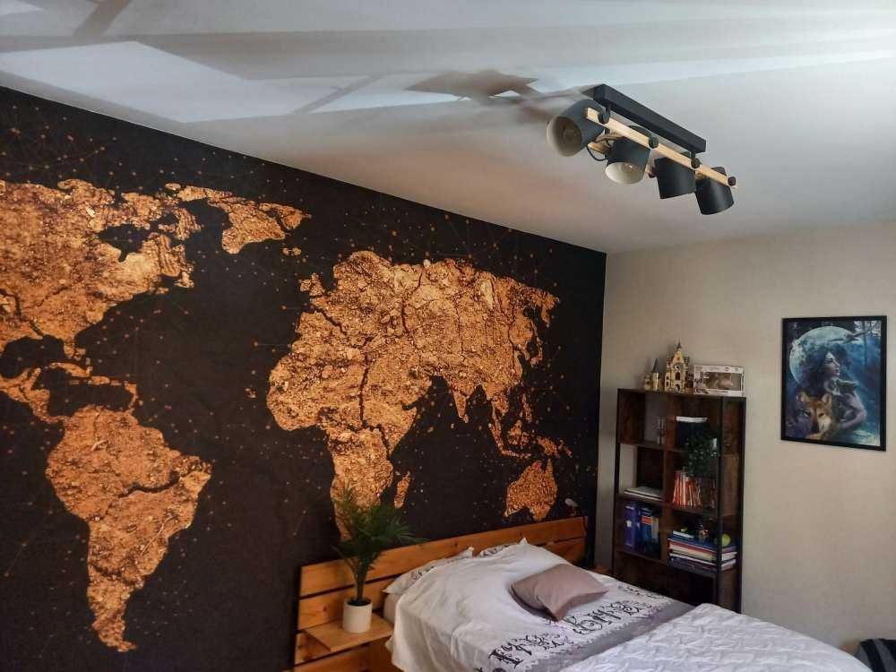 Carte du monde en or