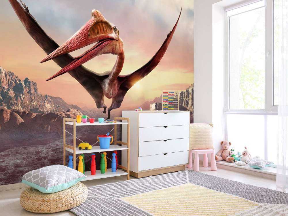 Quetzalcoatlus volant au-dessus des montagnes