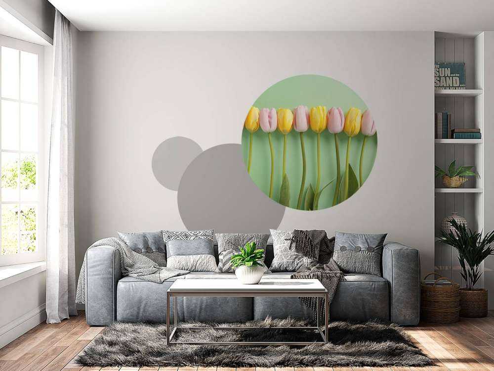 Tulipes sur fond vert menthe