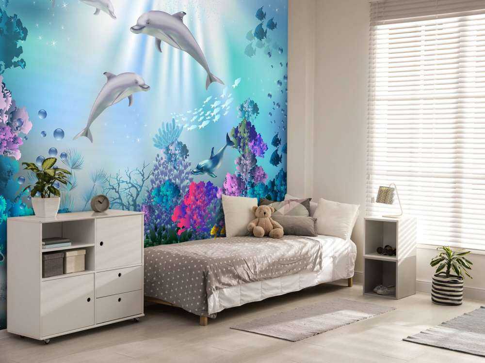 Le monde sous-marin avec les dauphins