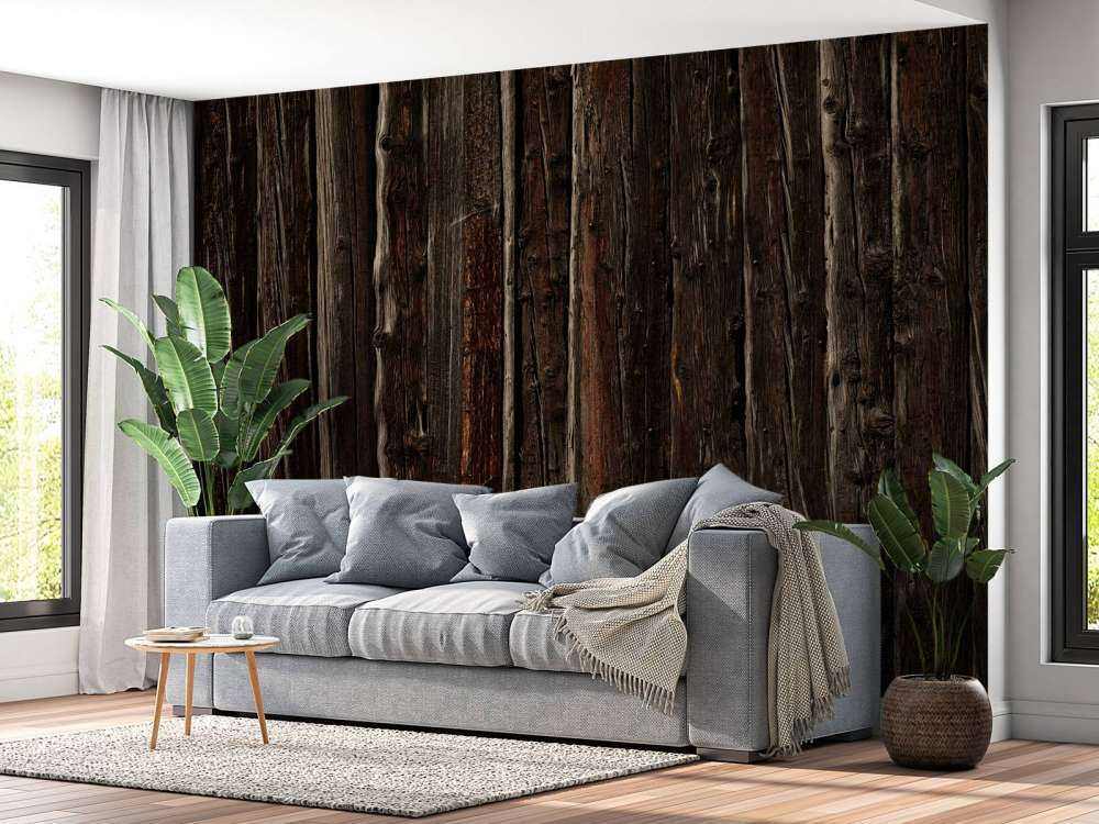 Bois brut avec clous