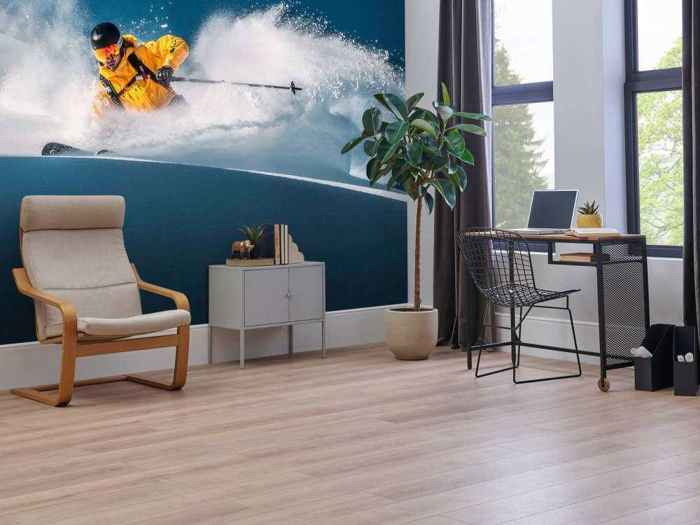 Descente dans une poudreuse profonde