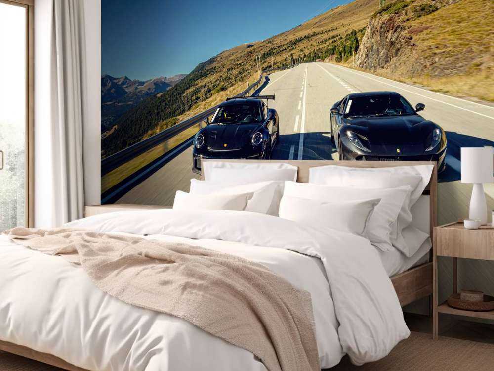 Supercars noires dans les montagnes