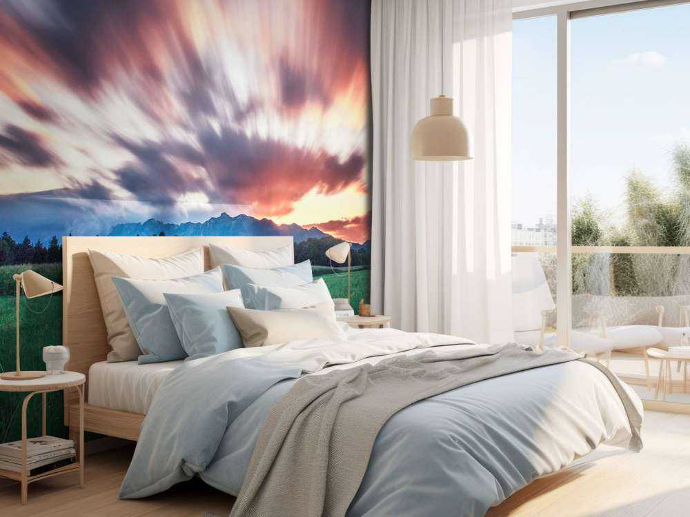 Coucher de soleil au-dessus de la plaine verte