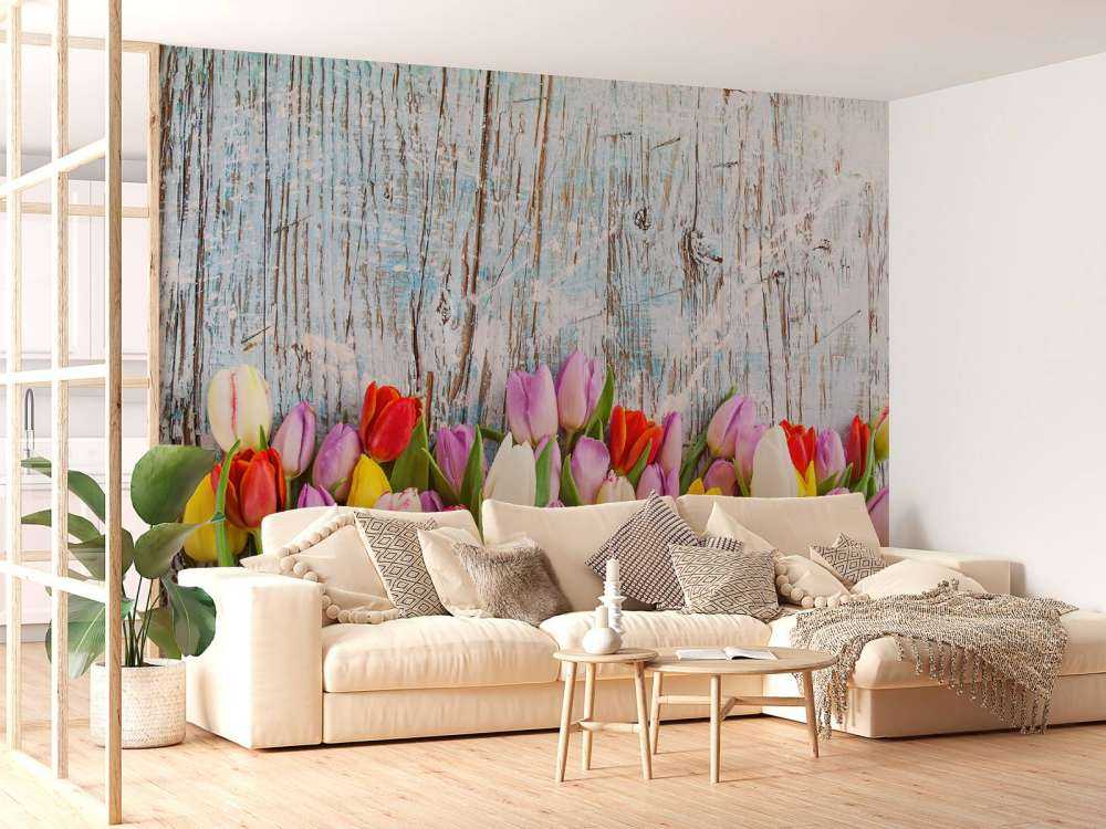 Tulipes avec du bois