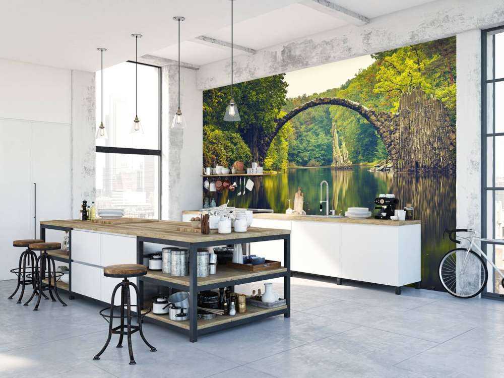 Arche au-dessus du lac