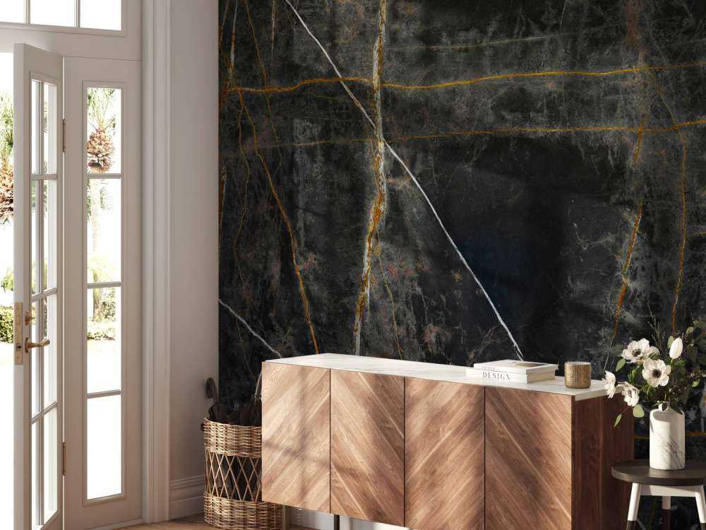 Marbre noir avec des tons de cuivre