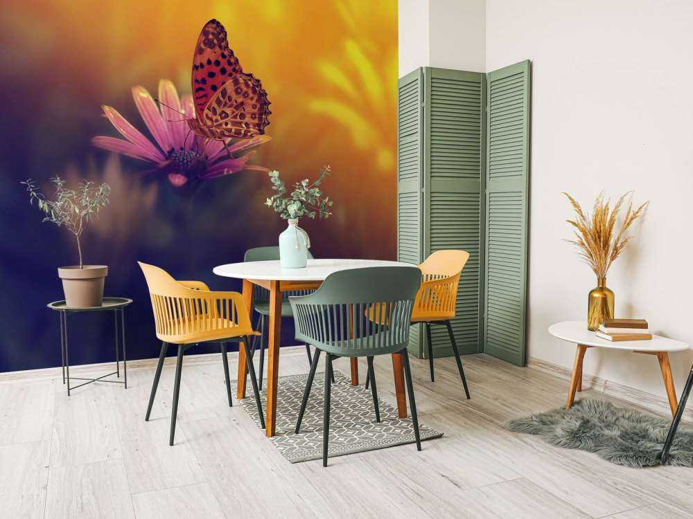 Papillon rouge sur une fleur