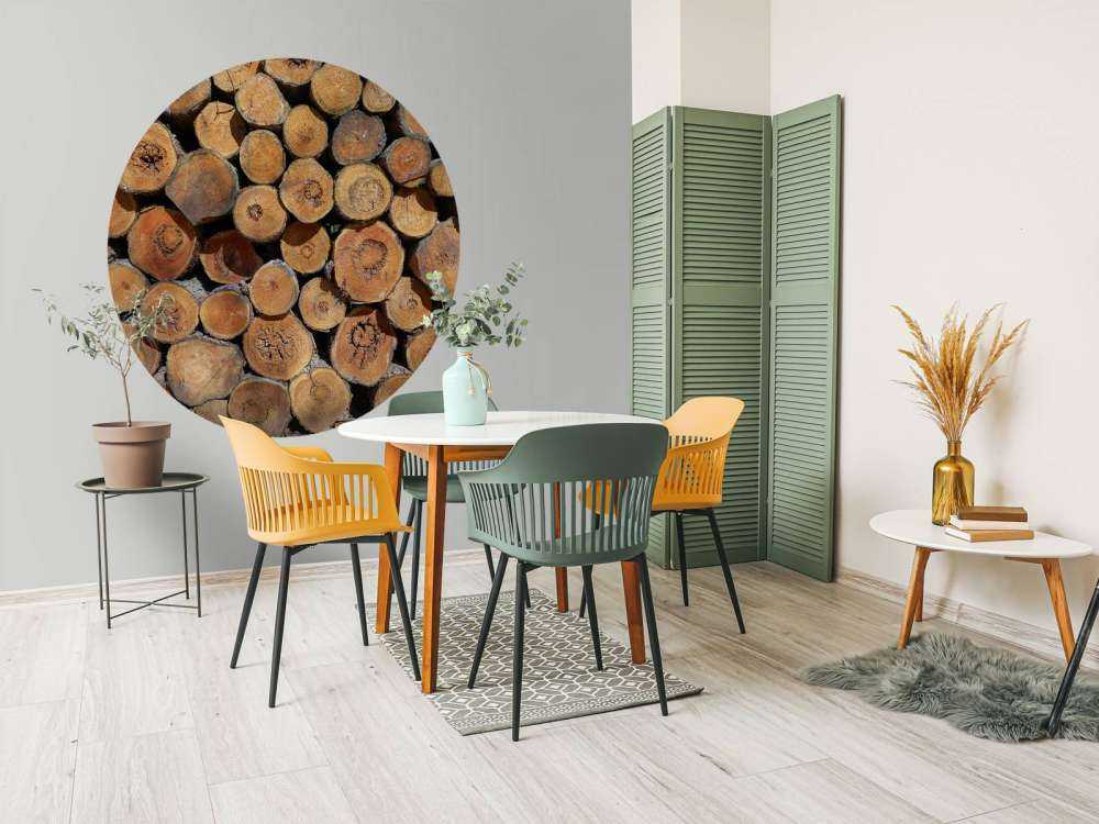 Pile de troncs d'arbres