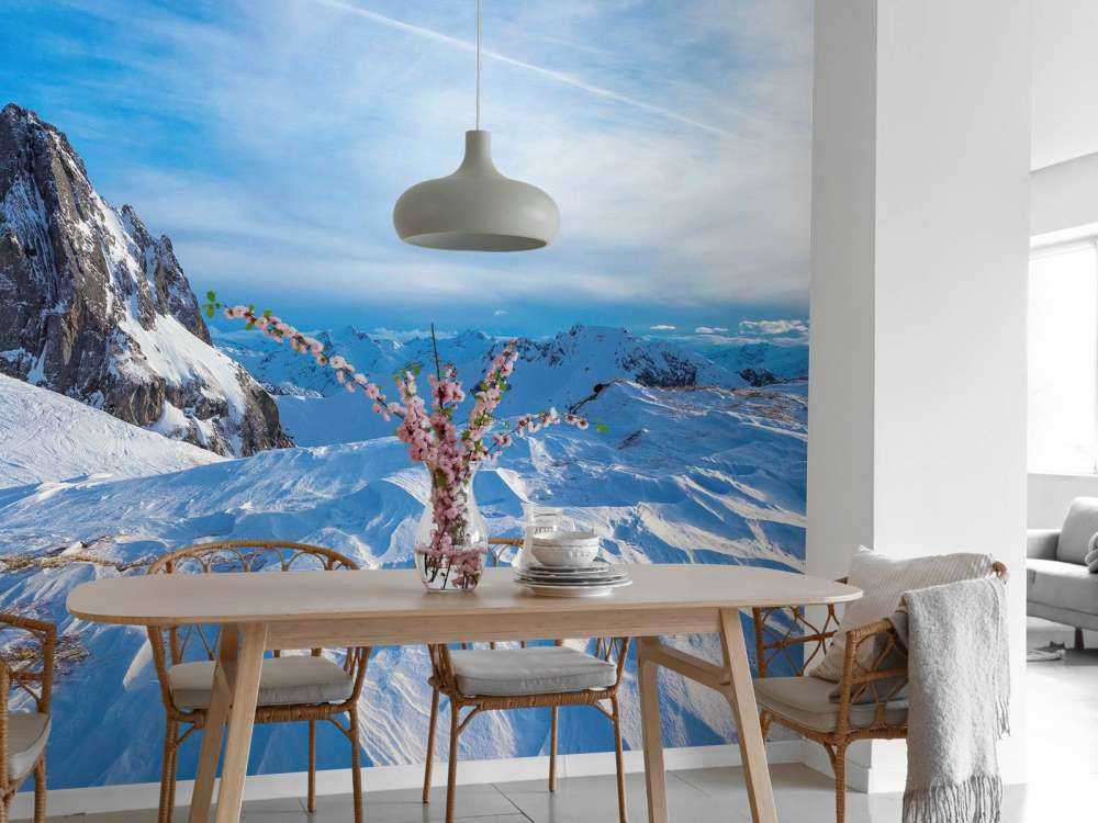 Sommets glacés et lumière d'hiver