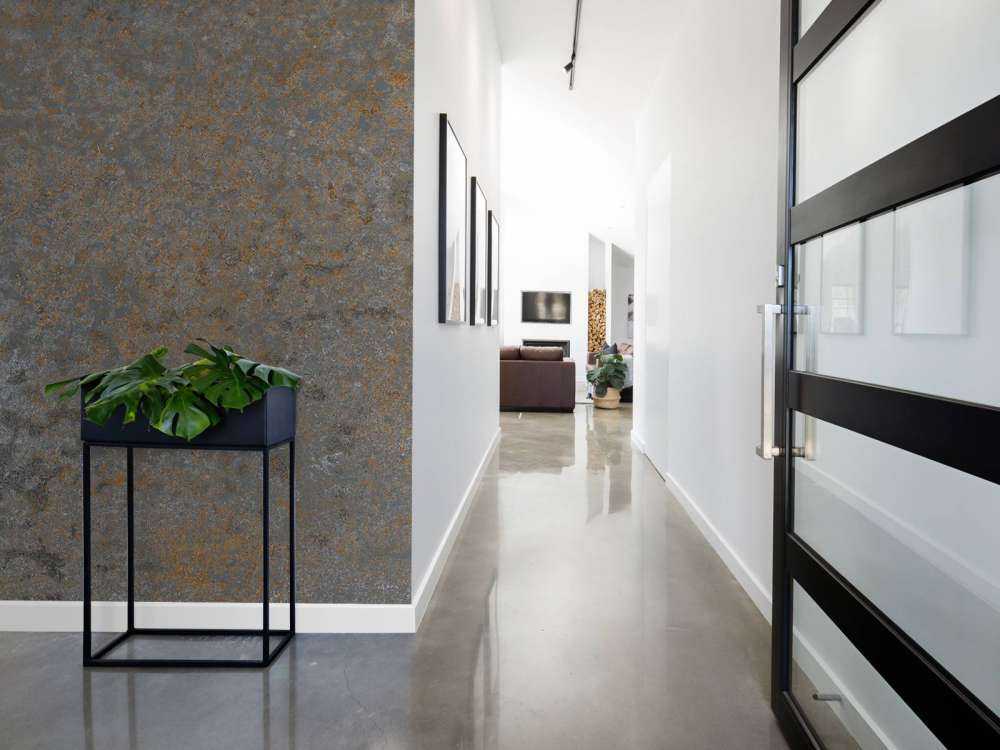 Patine métallique brute et altérée