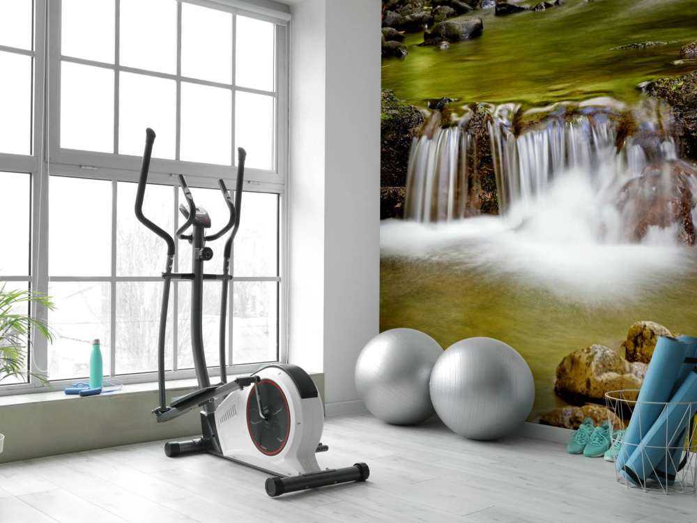 Petite cascade détaillée