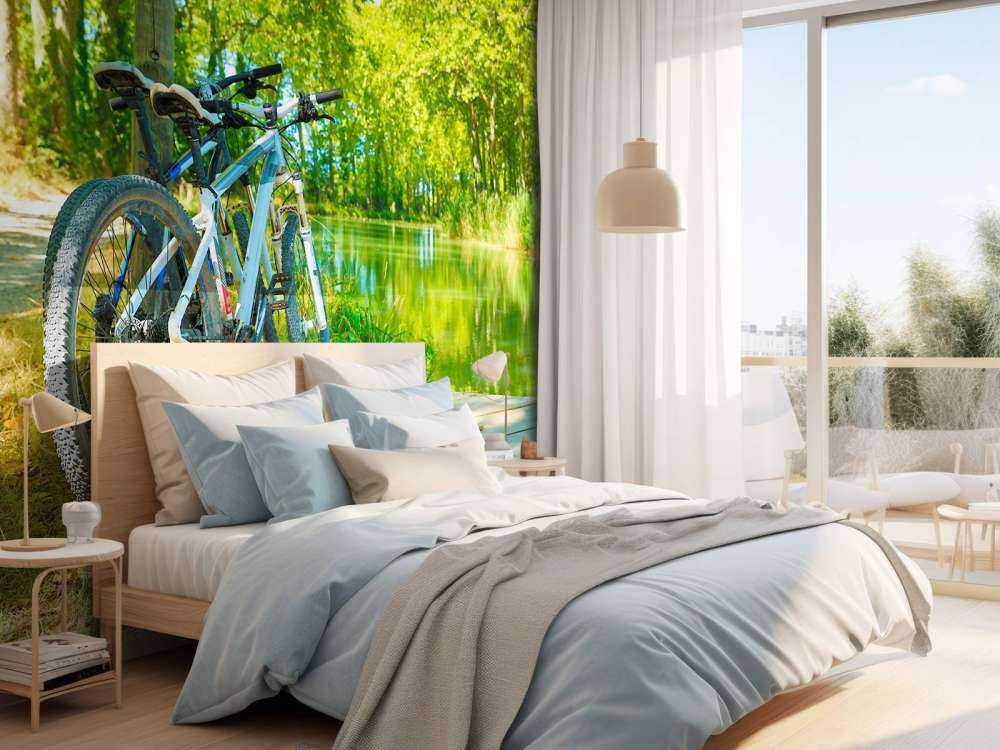 Vélo près d'une rivière