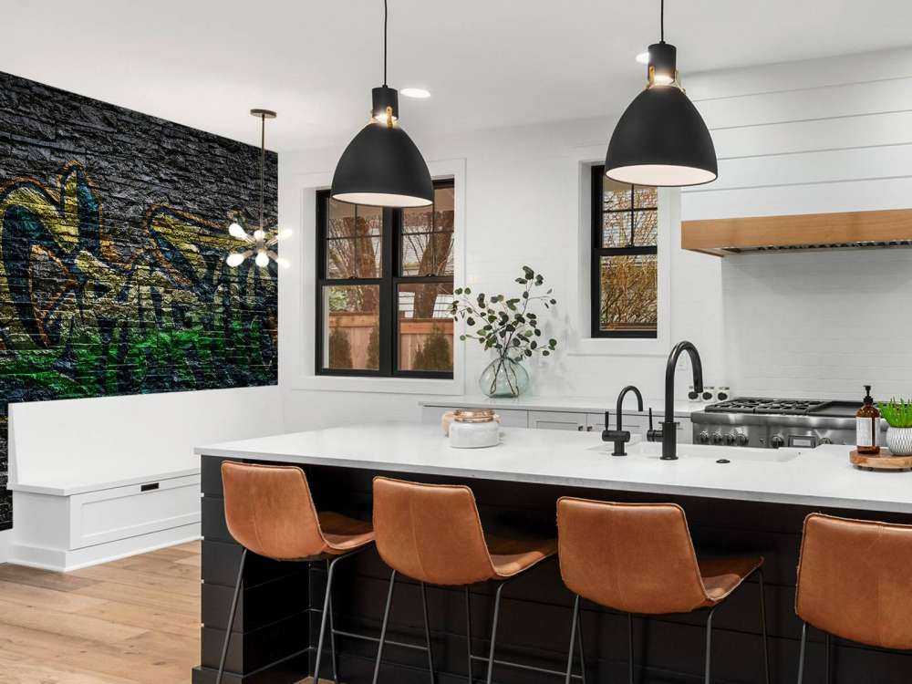 Graffitis sur des briques noires