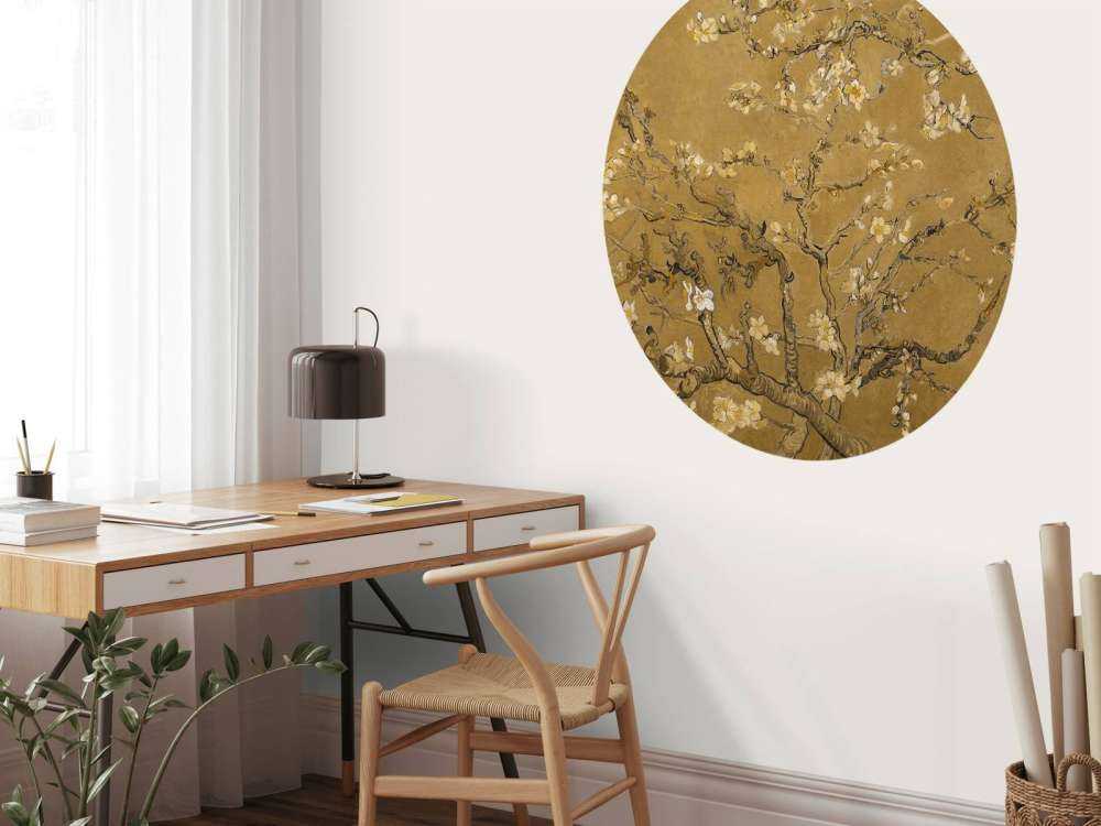 Fleur d'amandier jaune