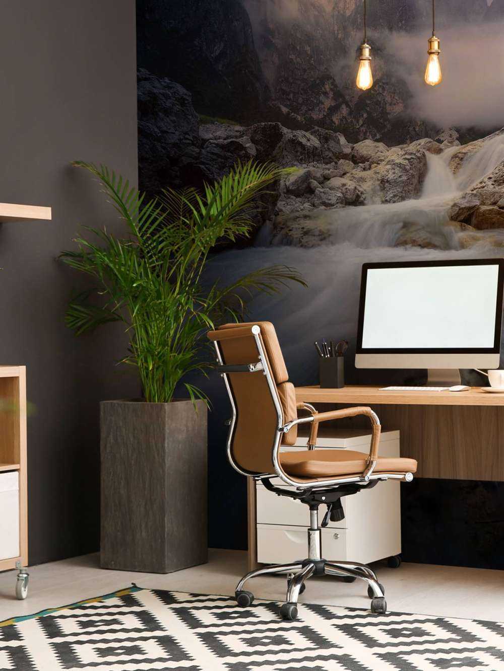 Bergstroom dans la pénombre