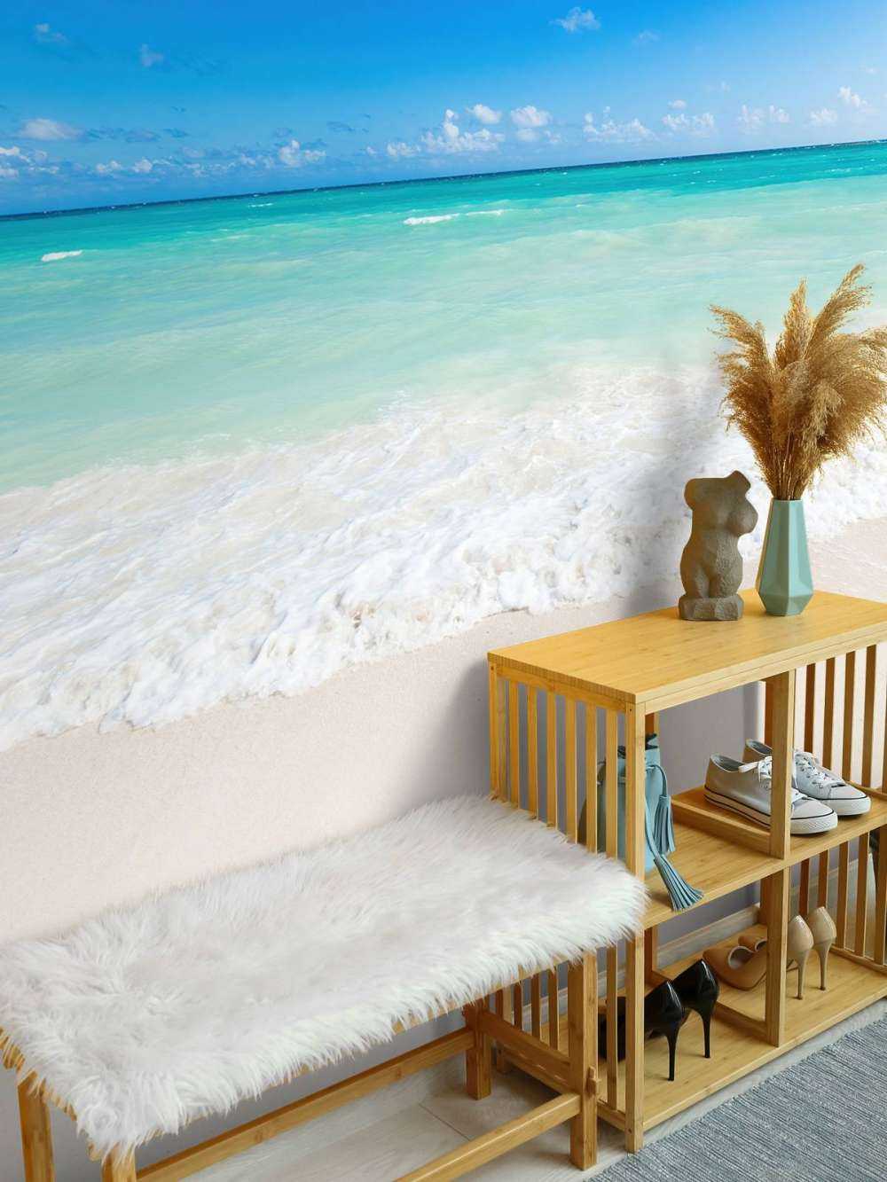 Plage et vagues blanches