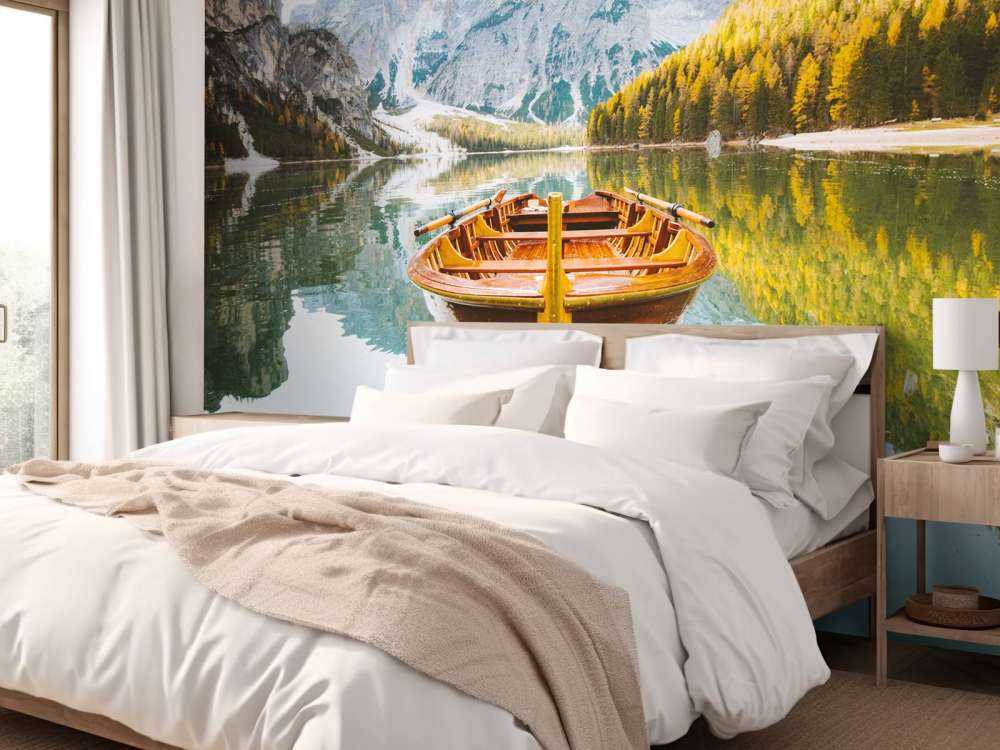 Bateau à rames sur le lac