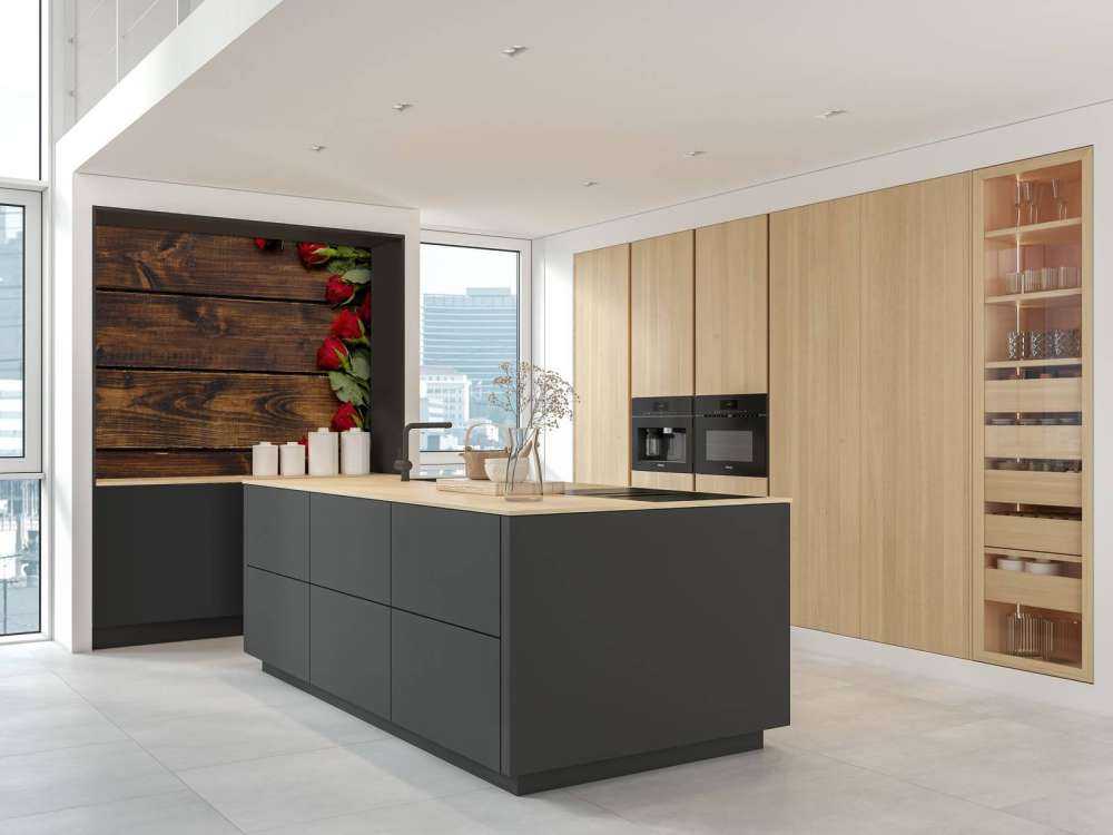 Roses rouges sur bois