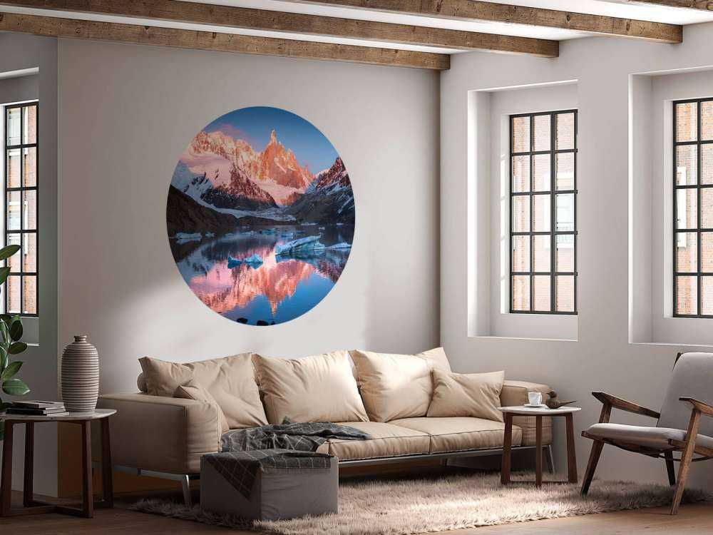 Lac de glacier avec lueur alpine en Patagonie.