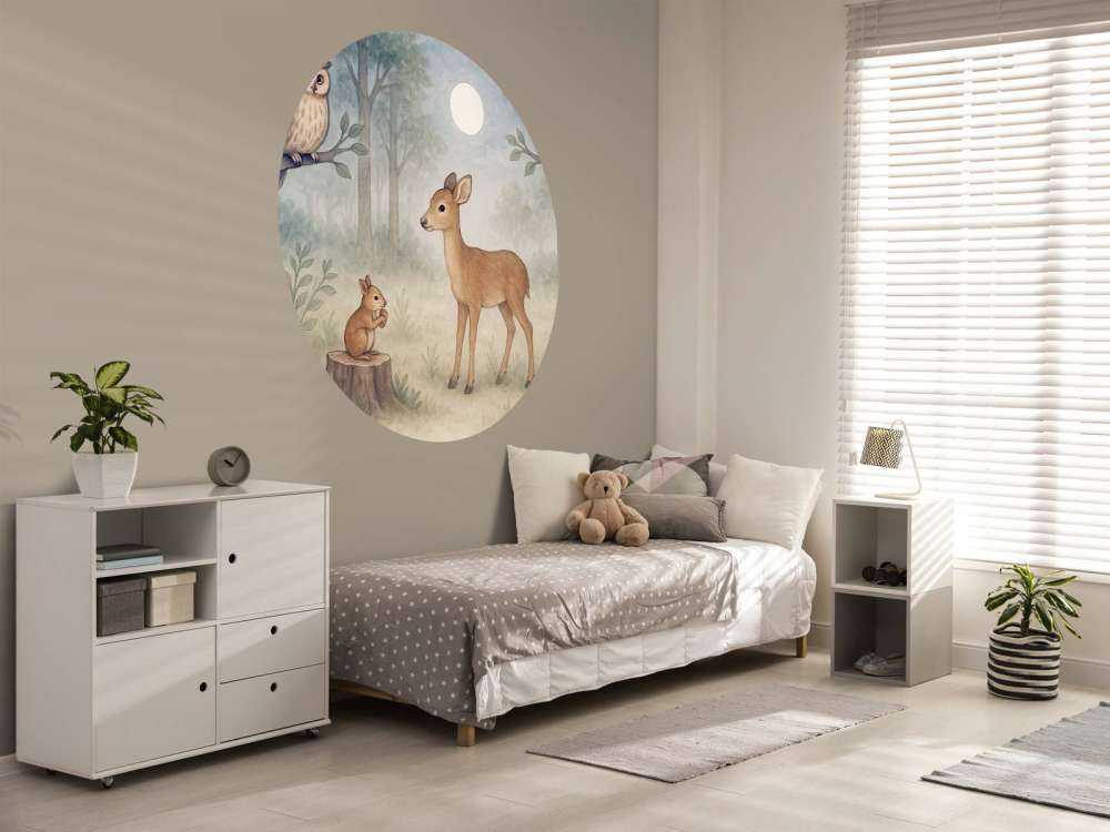 Lumière de la lune dans la forêt avec des animaux