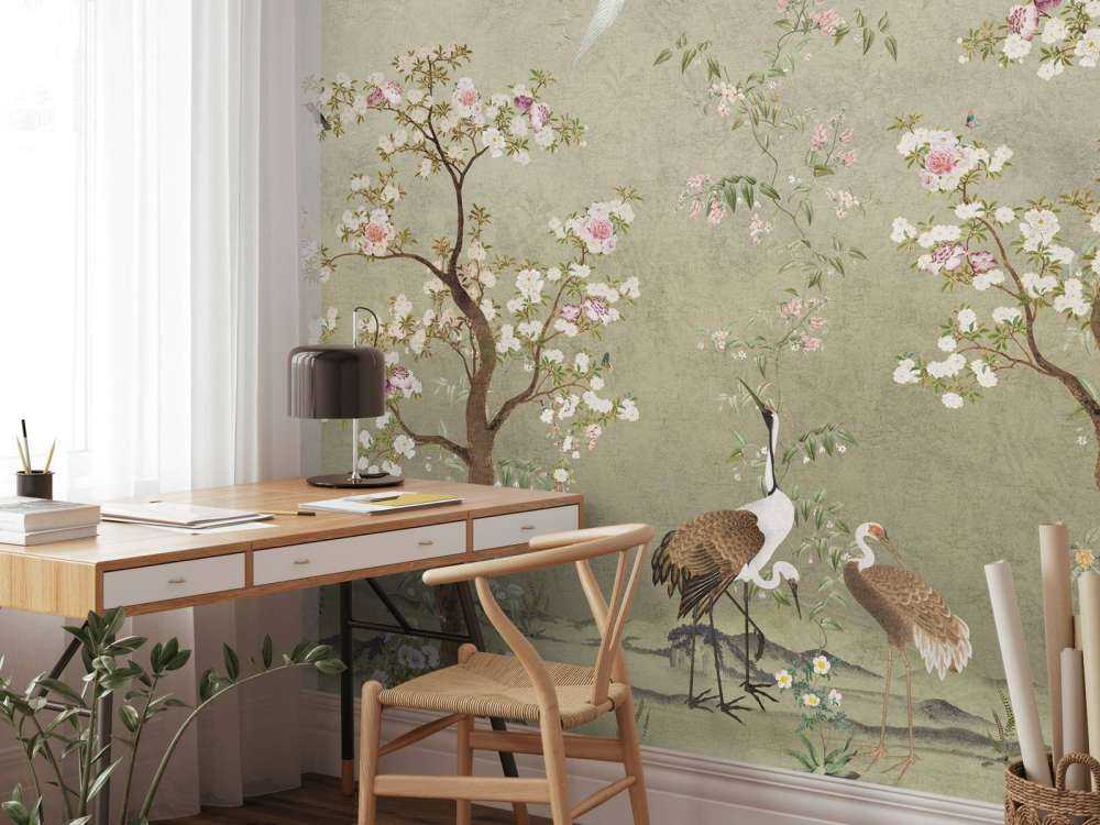 Floraison des cerisiers avec des grues