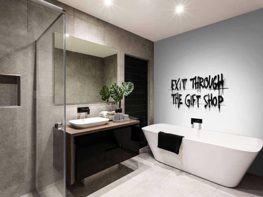 Banksy - ETTGS, white