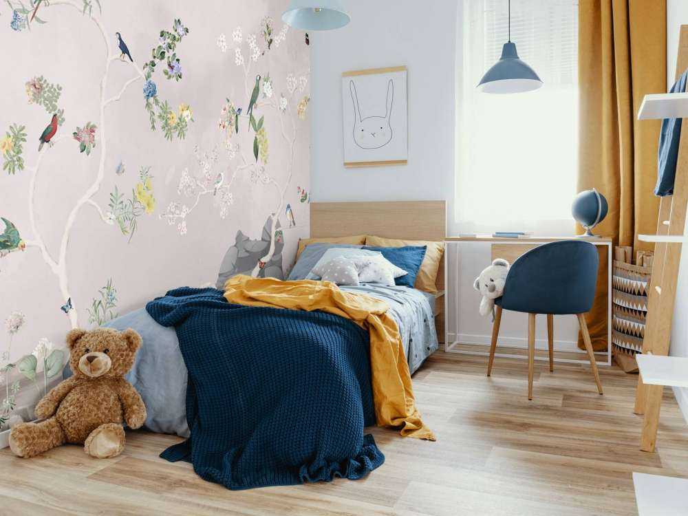 Birds in Garden Panorama 4