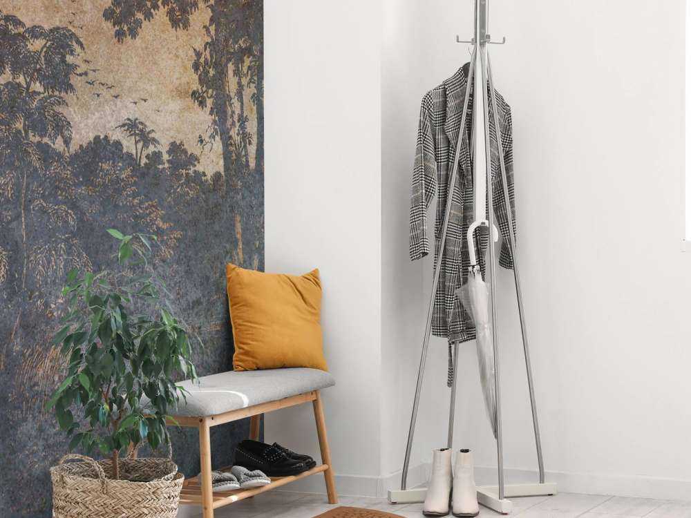 Jungle fanée dans la pénombre