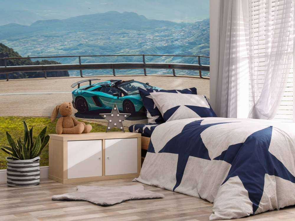 Alpenrit avec des voitures de sport de luxe