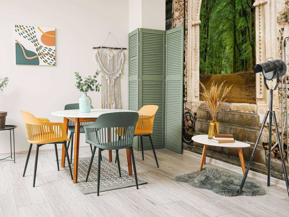 Porte vers le sentier forestier vert