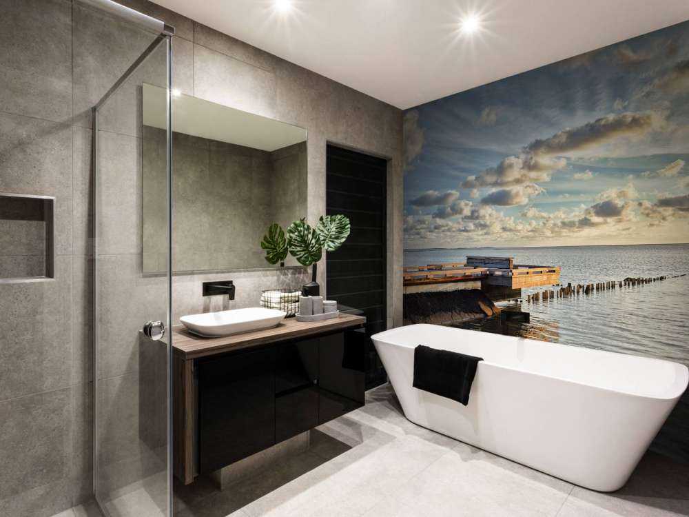 Jetée avec de beaux nuages