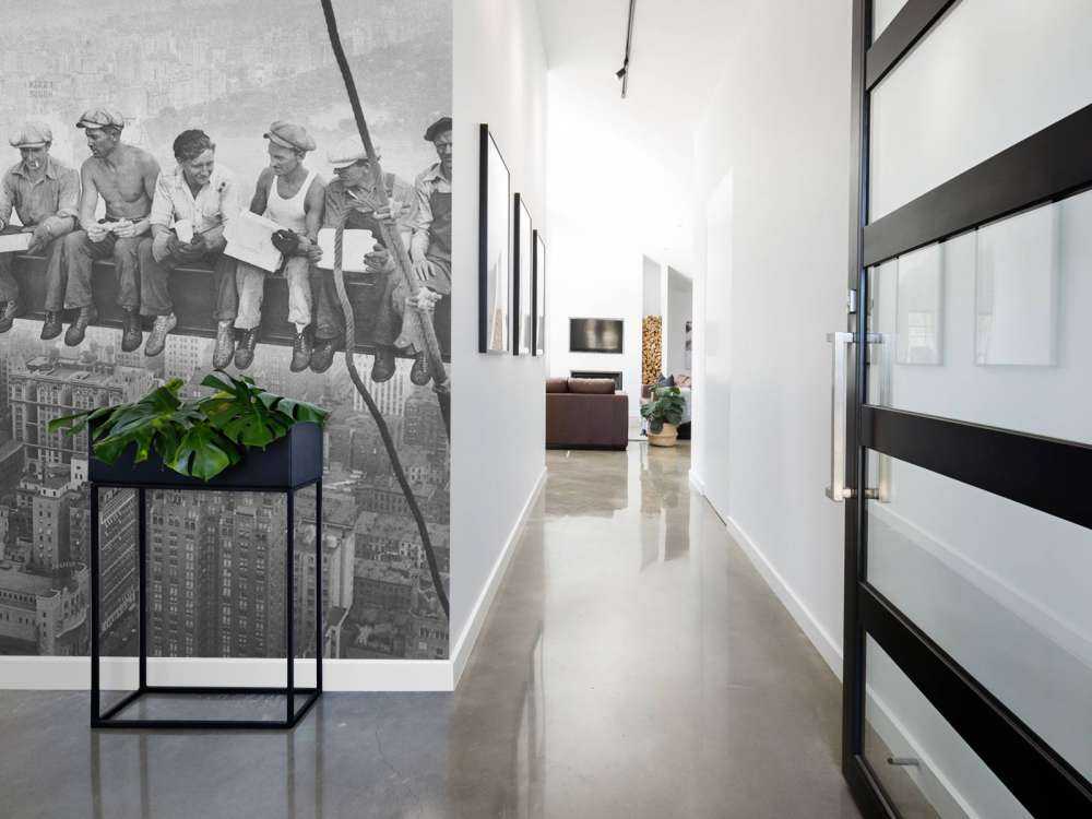 Déjeuner dans un gratte-ciel