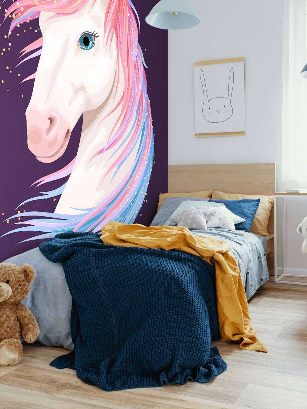 Licorne à la crinière colorée